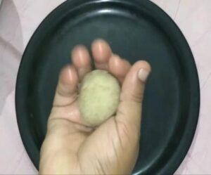 How-to-make-coconut-laddu-with-homemade-desiccated-coconut-7
