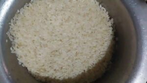 The-Traditional-Maharashtrain-Masale-Bhat-Recipe-1